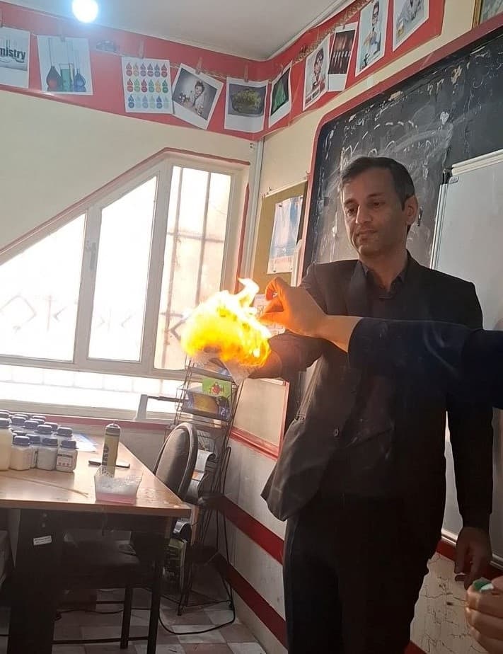 کودکستان و دبستان نگارین نو